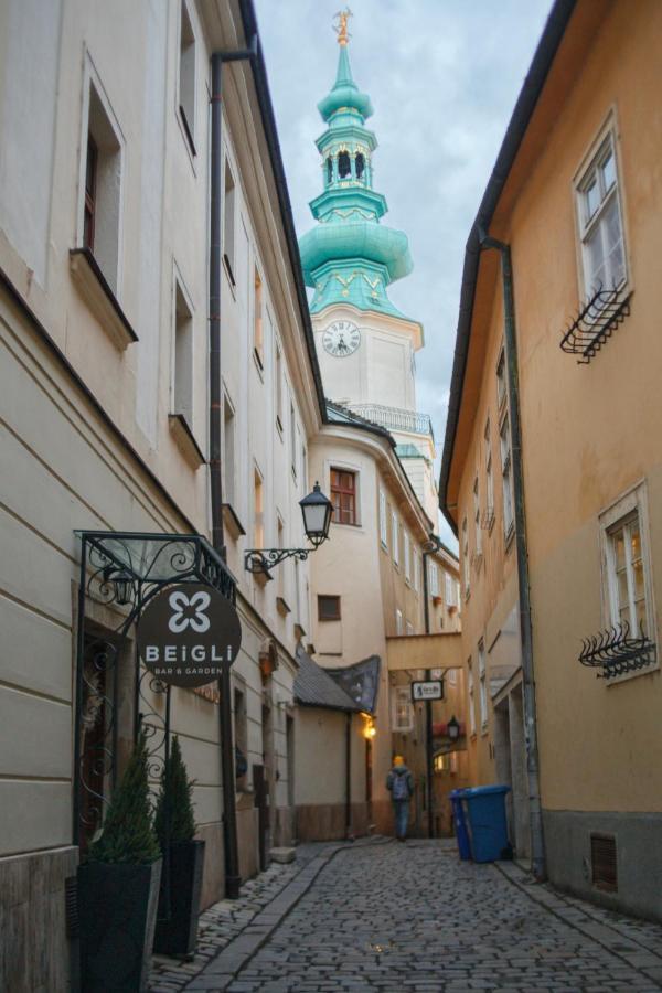 Old Town Studio Bratislava Dış mekan fotoğraf
